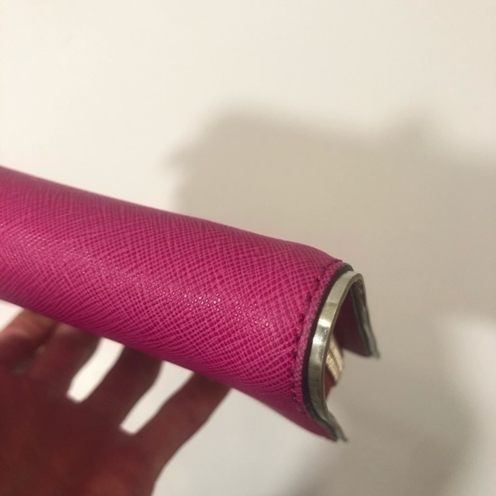 Michael kors pink wallet zipper - Picture 4 of 10